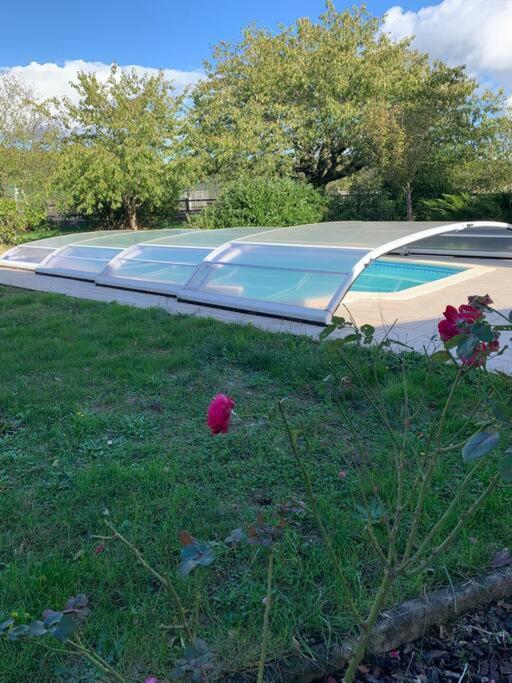 Gite 3 Etoiles Les Gourlines Avec Balneo, Veranda, Piscine Et Garage Аверм Экстерьер фото