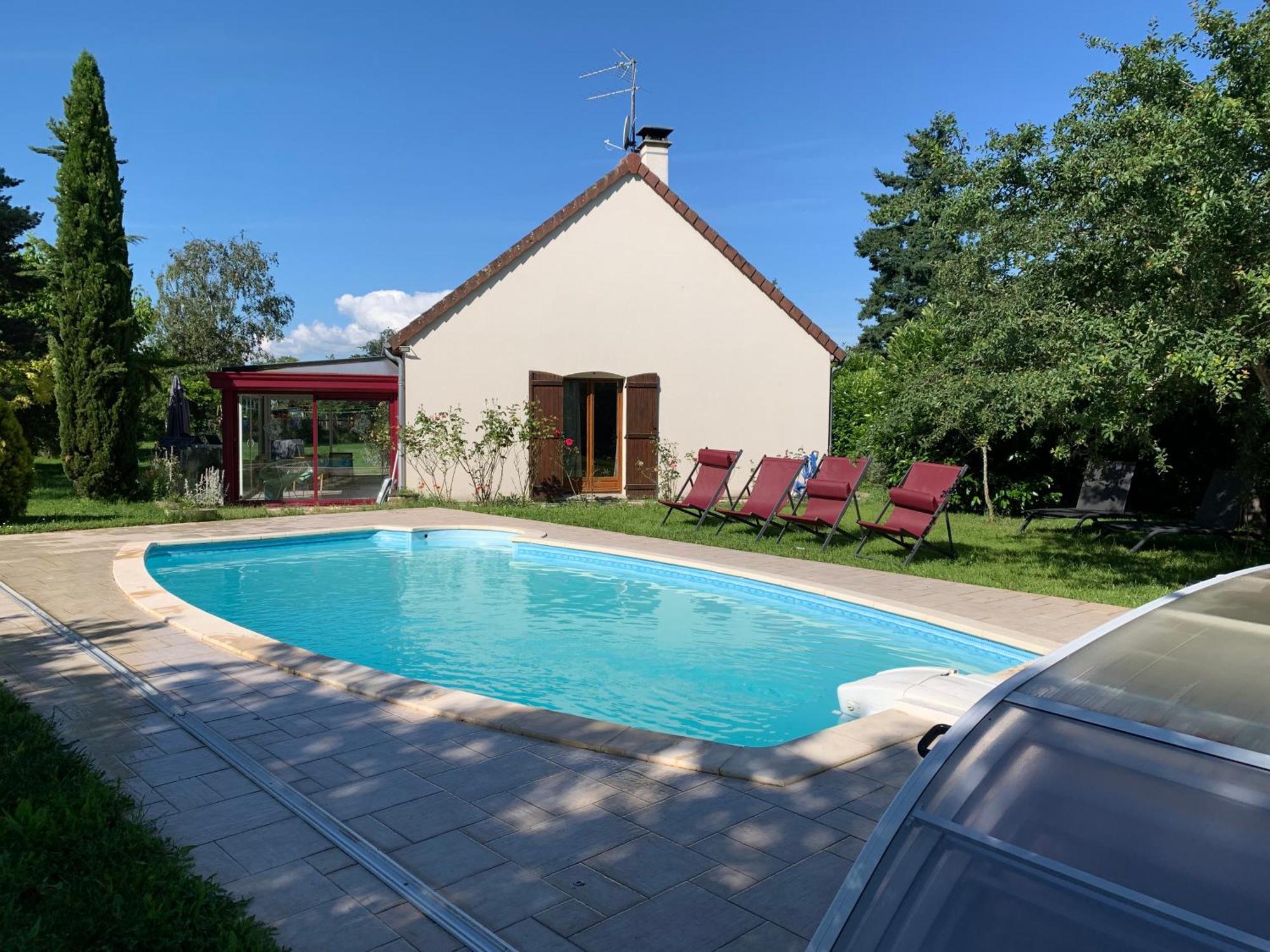 Gite 3 Etoiles Les Gourlines Avec Balneo, Veranda, Piscine Et Garage Аверм Экстерьер фото